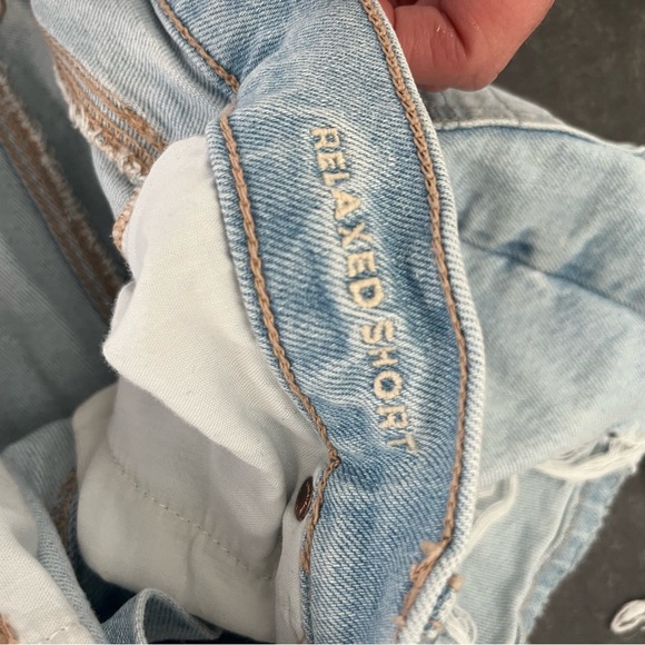 American Eagle Outfitters Relaxed denim Shorts - Picture 4 of 4